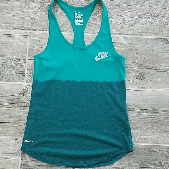 Nike Tops - Womens Nike Tank